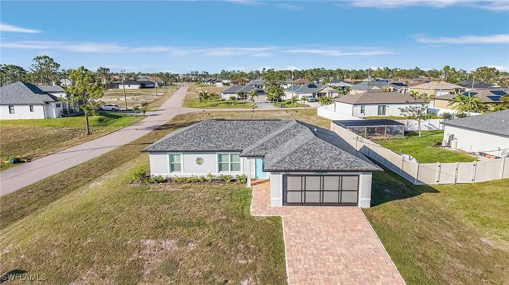 2523 NW 27th Terrace Cape Coral FL 33993
