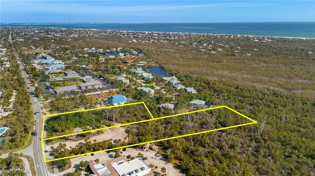 2163 & 2153 Periwinkle Way Sanibel FL 33957