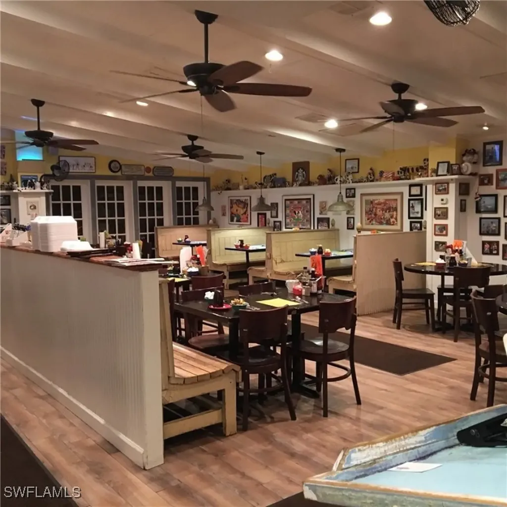 2163 & 2153 Periwinkle Way Sanibel FL 33957