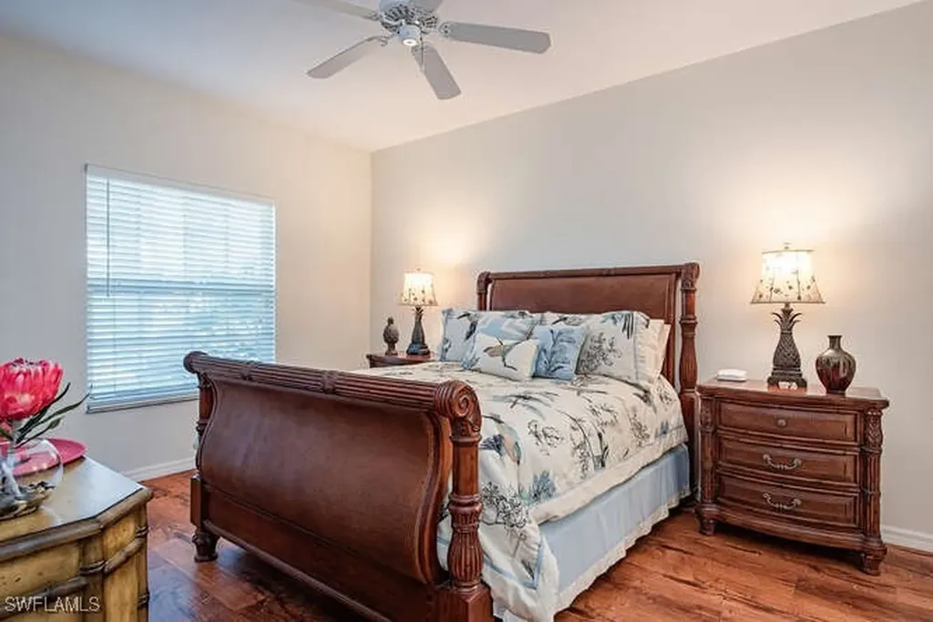 853 Tanbark Drive Naples FL 34108