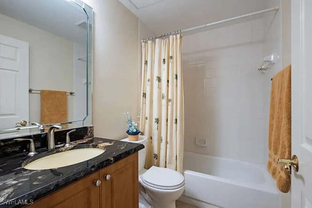 853 Tanbark Drive Naples FL 34108