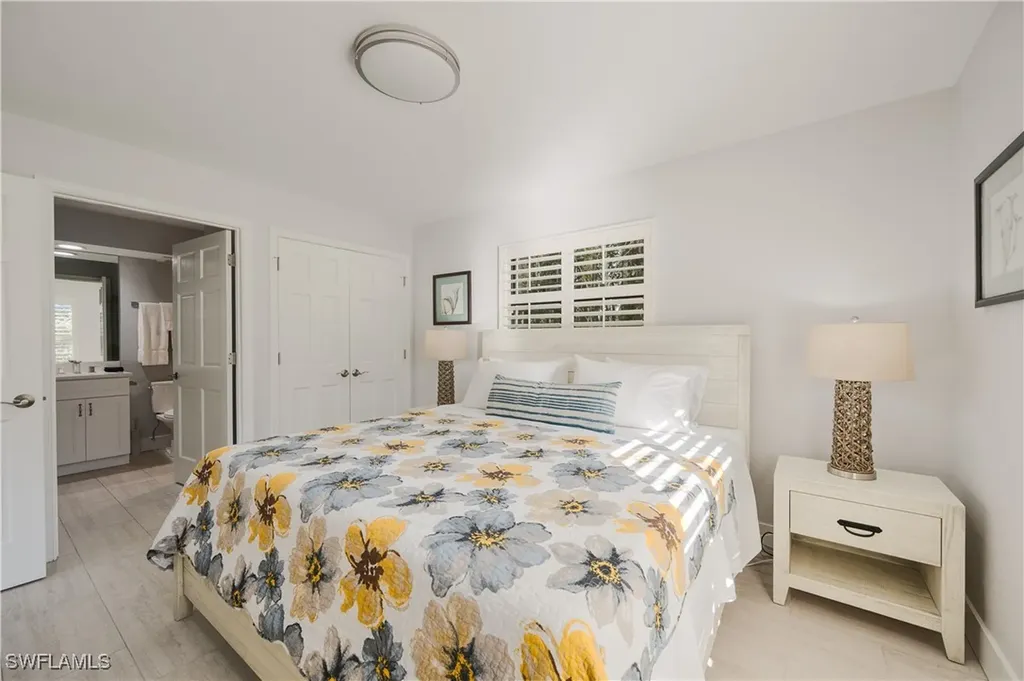 655 8th Avenue S Naples FL 34102