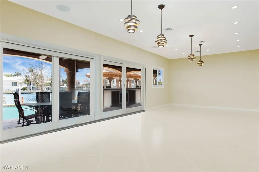 342 Germain Avenue Naples FL 34108