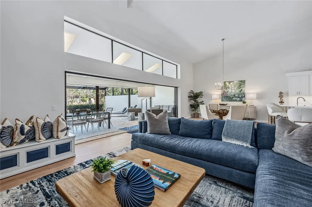 Naples FL, 176 Cypress View Drive, Unit C33