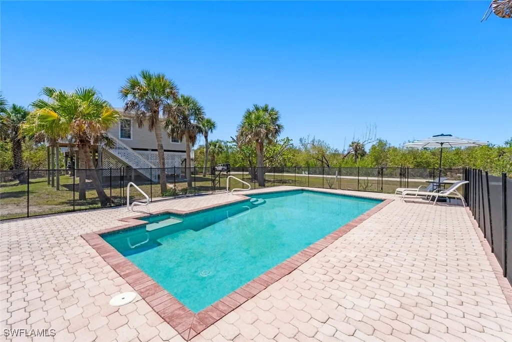 490 Marian Road Sanibel FL 33957