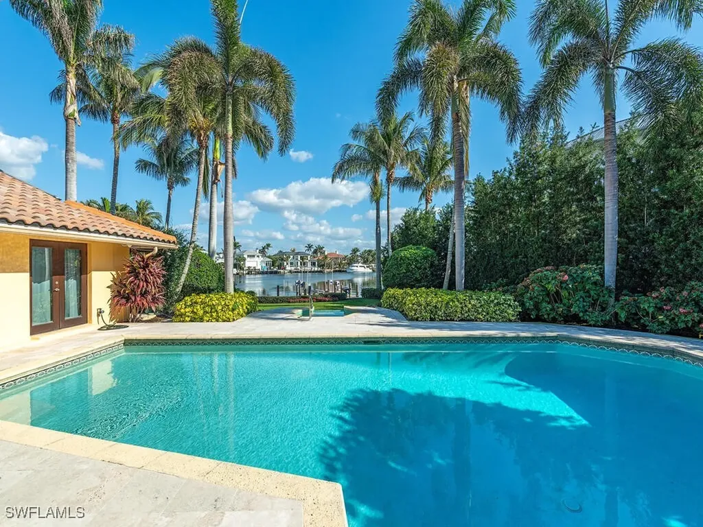 Naples FL 34102