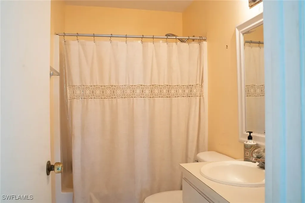 25335 Pinson Drive Bonita Springs FL 34135