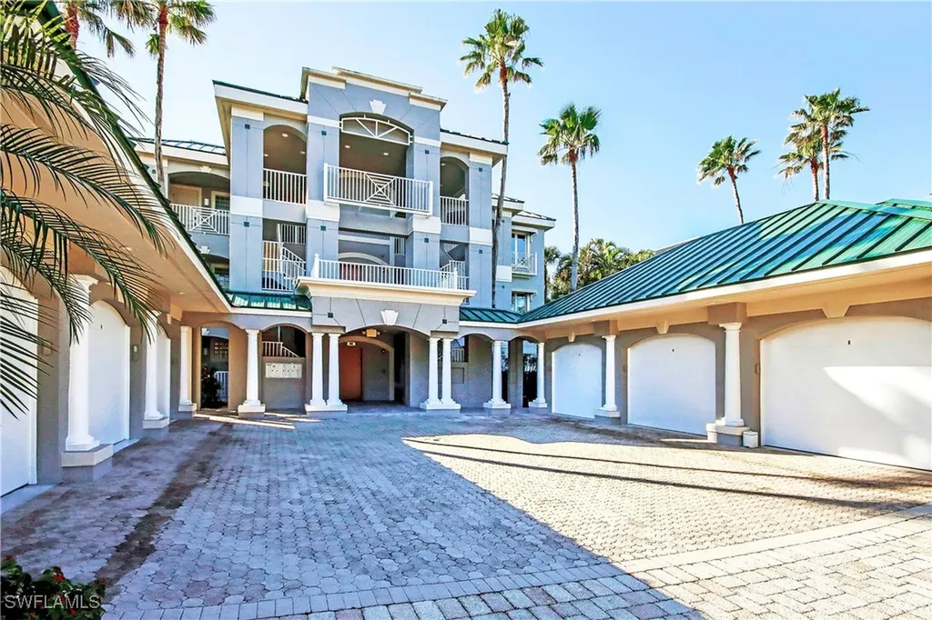 5775 Baltusrol Court Sanibel FL 33957