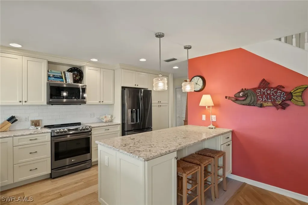 252 Daniel Drive Sanibel FL 33957