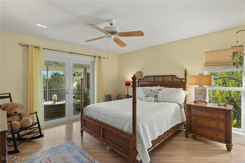252 Daniel Drive Sanibel FL 33957