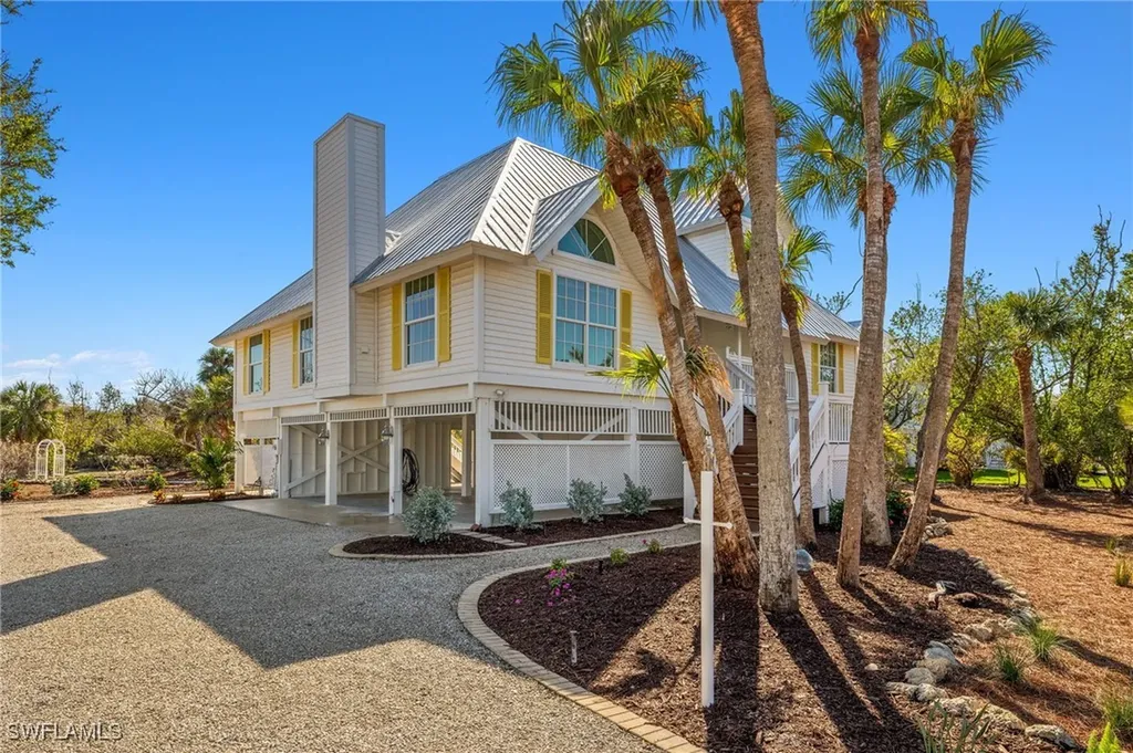252 Daniel Drive Sanibel FL 33957