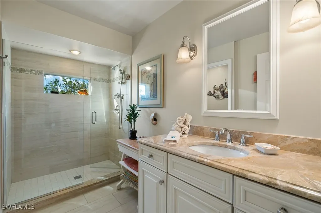 252 Daniel Drive Sanibel FL 33957