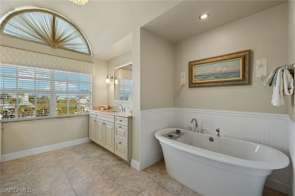 252 Daniel Drive Sanibel FL 33957