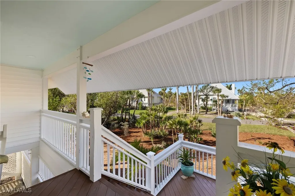 252 Daniel Drive Sanibel FL 33957
