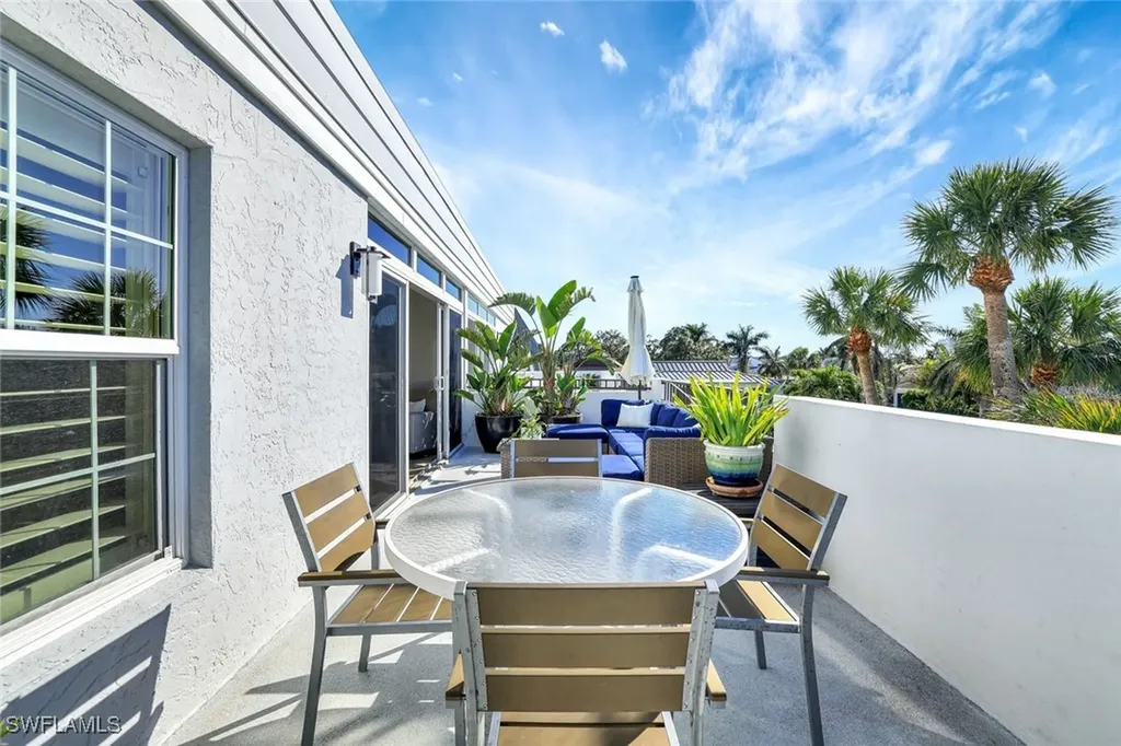 4200 Belair Lane Naples FL 34103