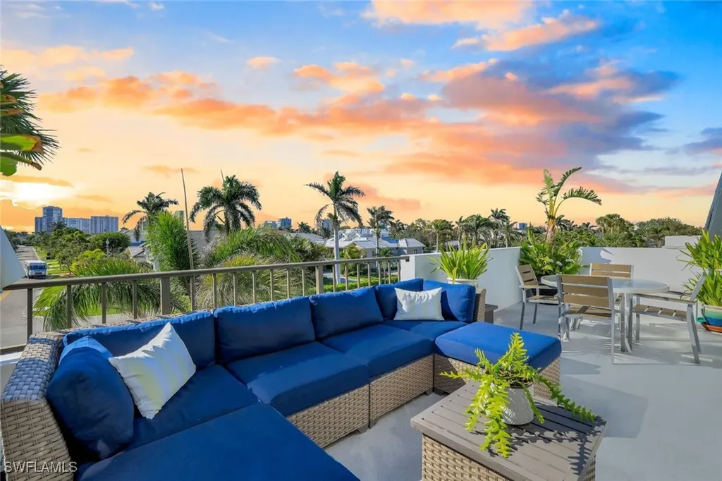 4200 Belair Lane Naples FL 34103