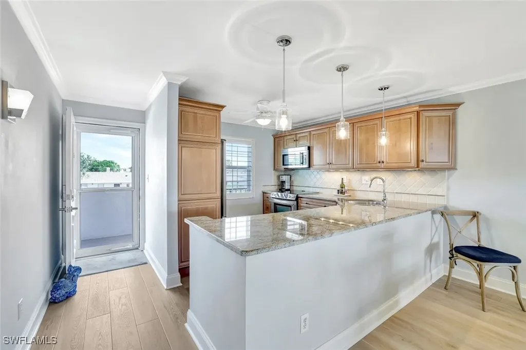 4200 Belair Lane Naples FL 34103