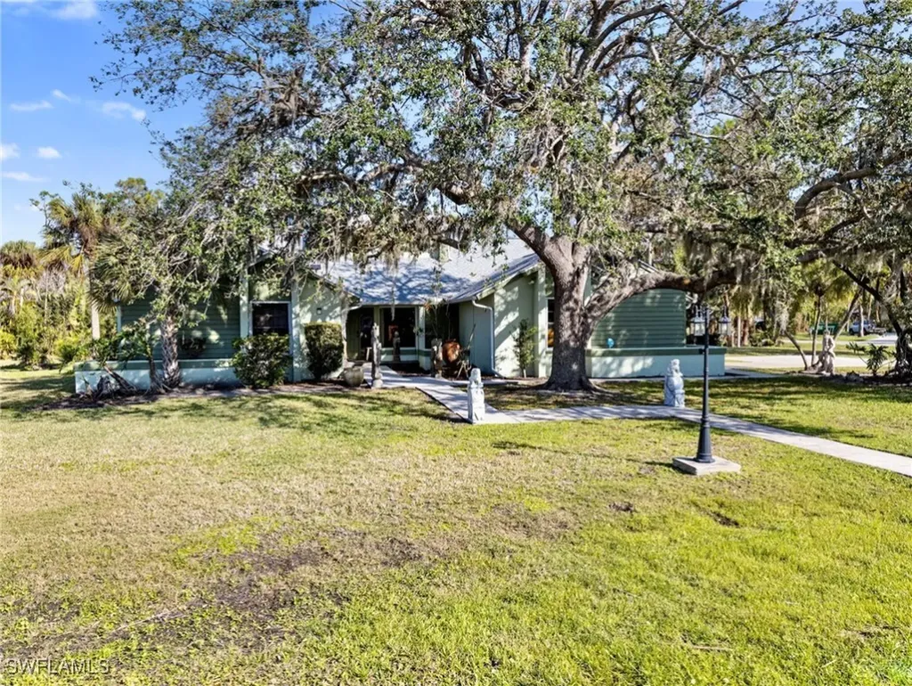 15941 Cindy Court Fort Myers FL 33908