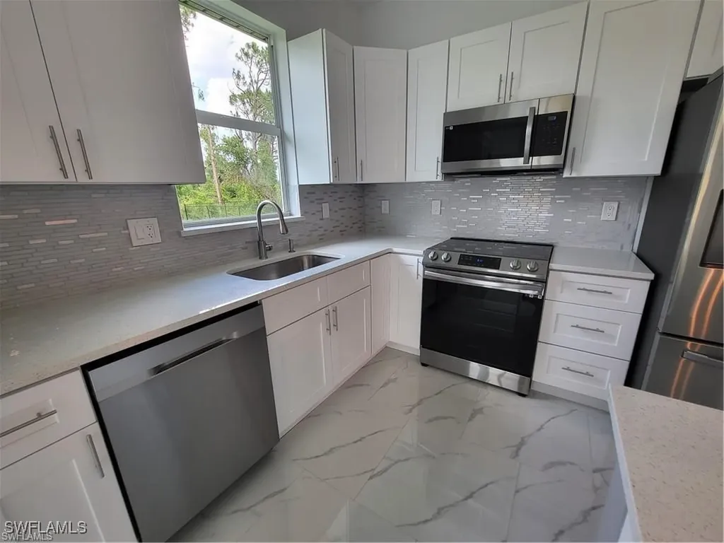 2815 Van Buren Parkway Cape Coral FL 33993