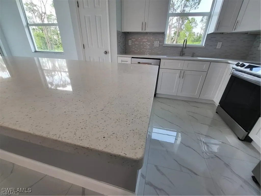 2815 Van Buren Parkway Cape Coral FL 33993