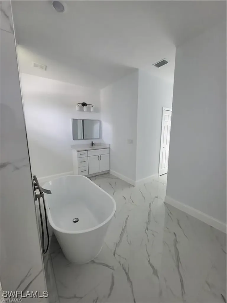 2815 Van Buren Parkway Cape Coral FL 33993