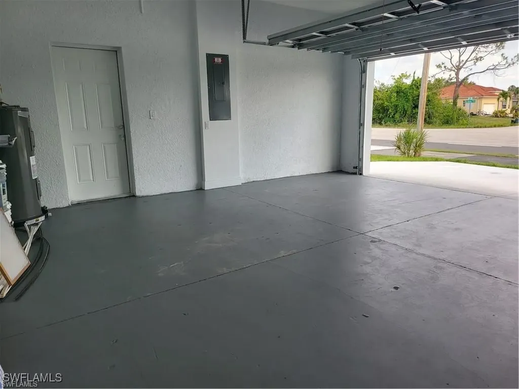 2815 Van Buren Parkway Cape Coral FL 33993