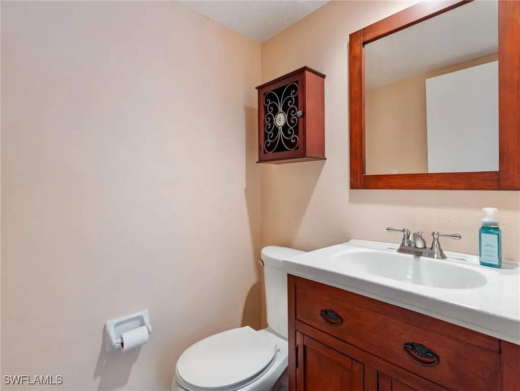 1430 Park Shore Circle Fort Myers FL 33901