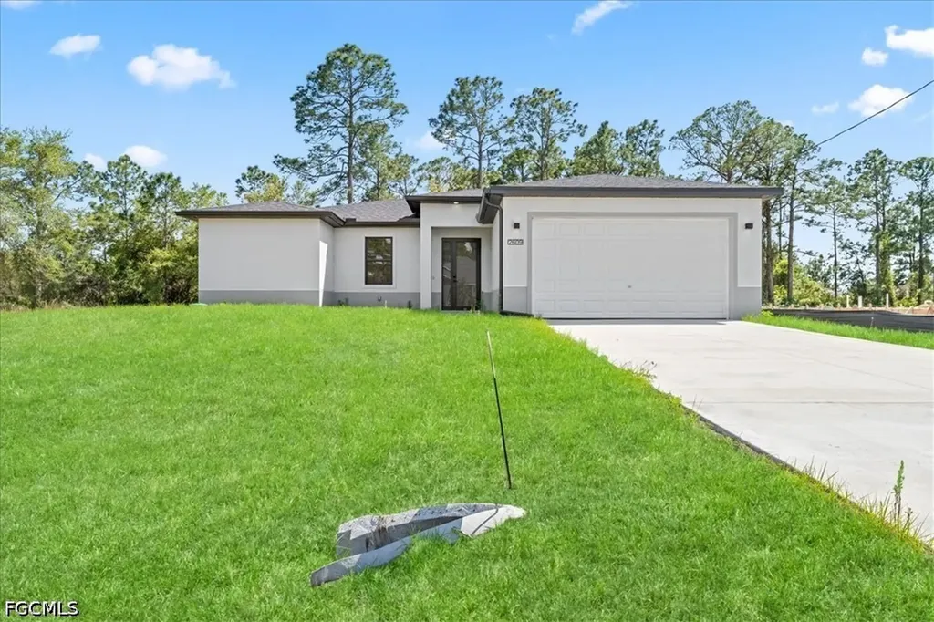 2914 67th Street W Lehigh Acres FL 33971