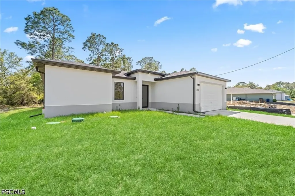 2914 67th Street W Lehigh Acres FL 33971