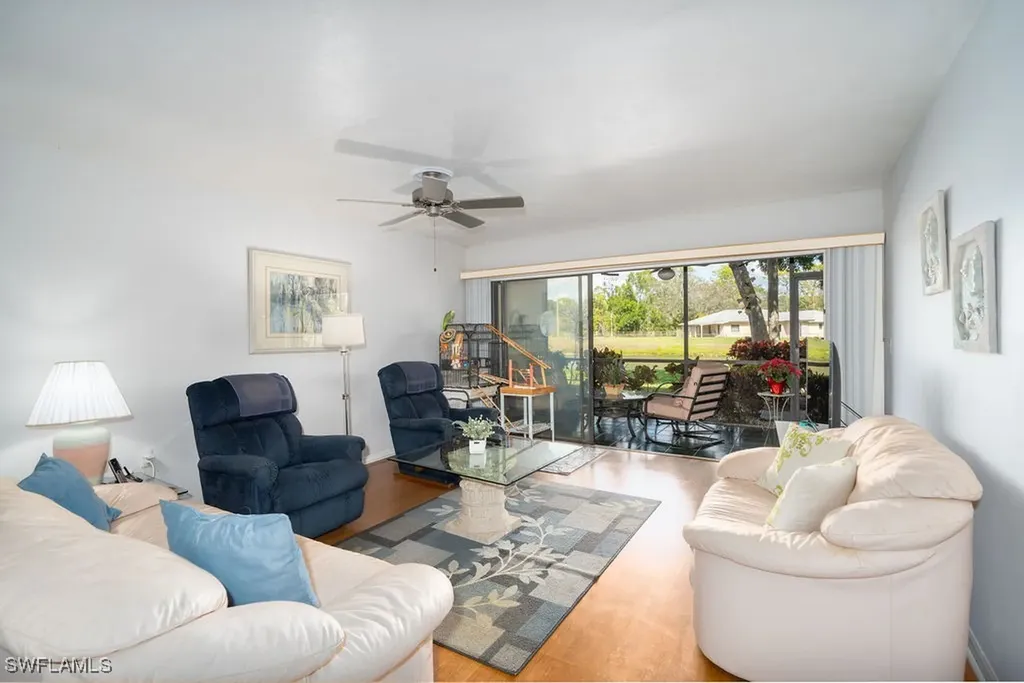 1215 Commonwealth Circle Naples FL 34116