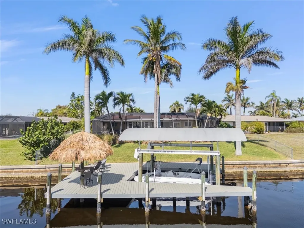 1044 SE 43rd Street Cape Coral FL 33904