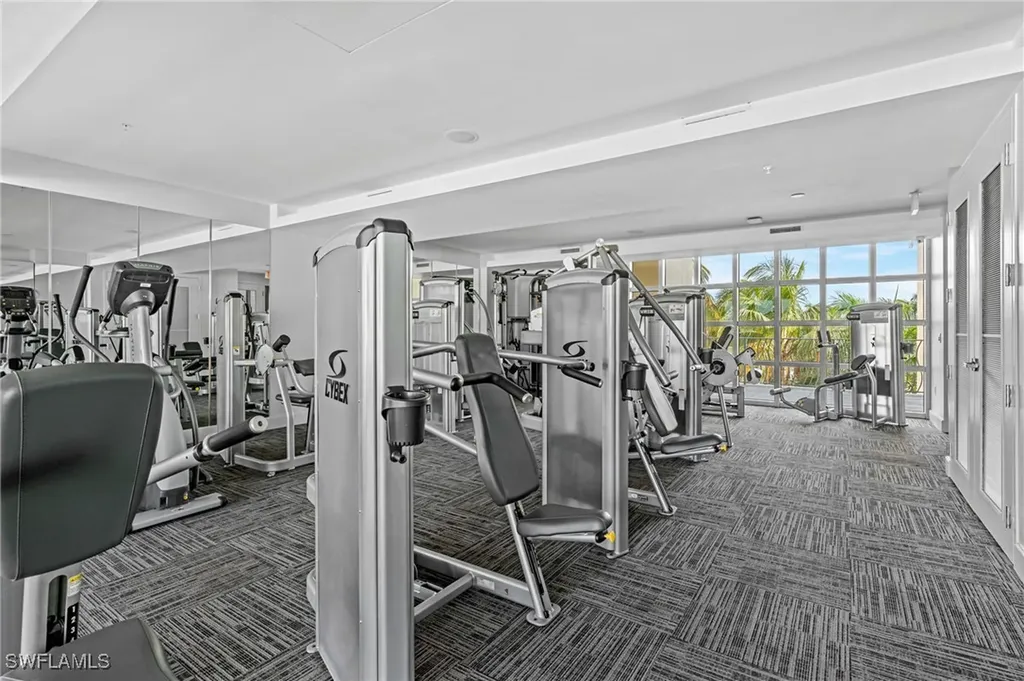 3000 Oasis Grand Boulevard Fort Myers FL 33916