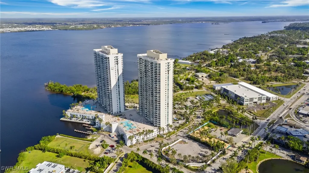 3000 Oasis Grand Boulevard Fort Myers FL 33916