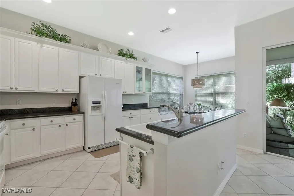1118 Dorchester Court Naples FL 34104