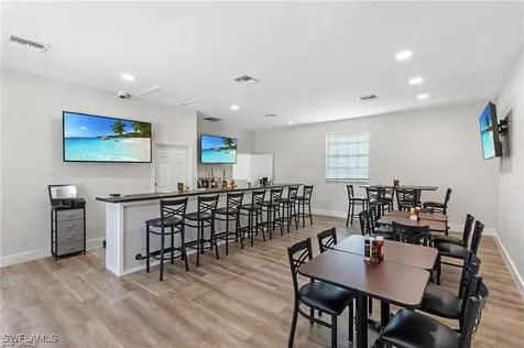 1118 Dorchester Court Naples FL 34104