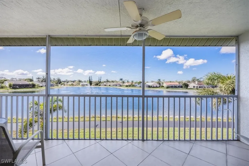 Naples FL, 1060 Partridge Circle, Unit 201