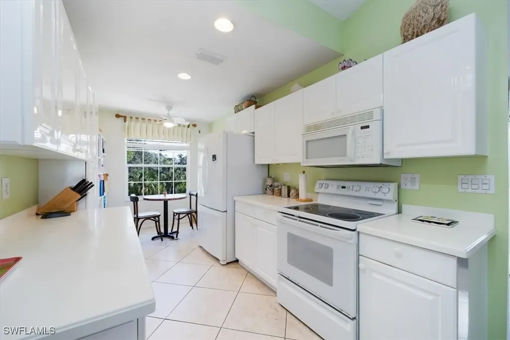 1060 Partridge Circle Naples FL 34104