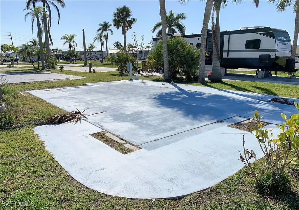 19681 Summerlin #207 Road Fort Myers FL 33908 #207