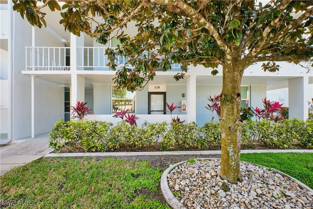 5959 Winkler Road Fort Myers FL 33919