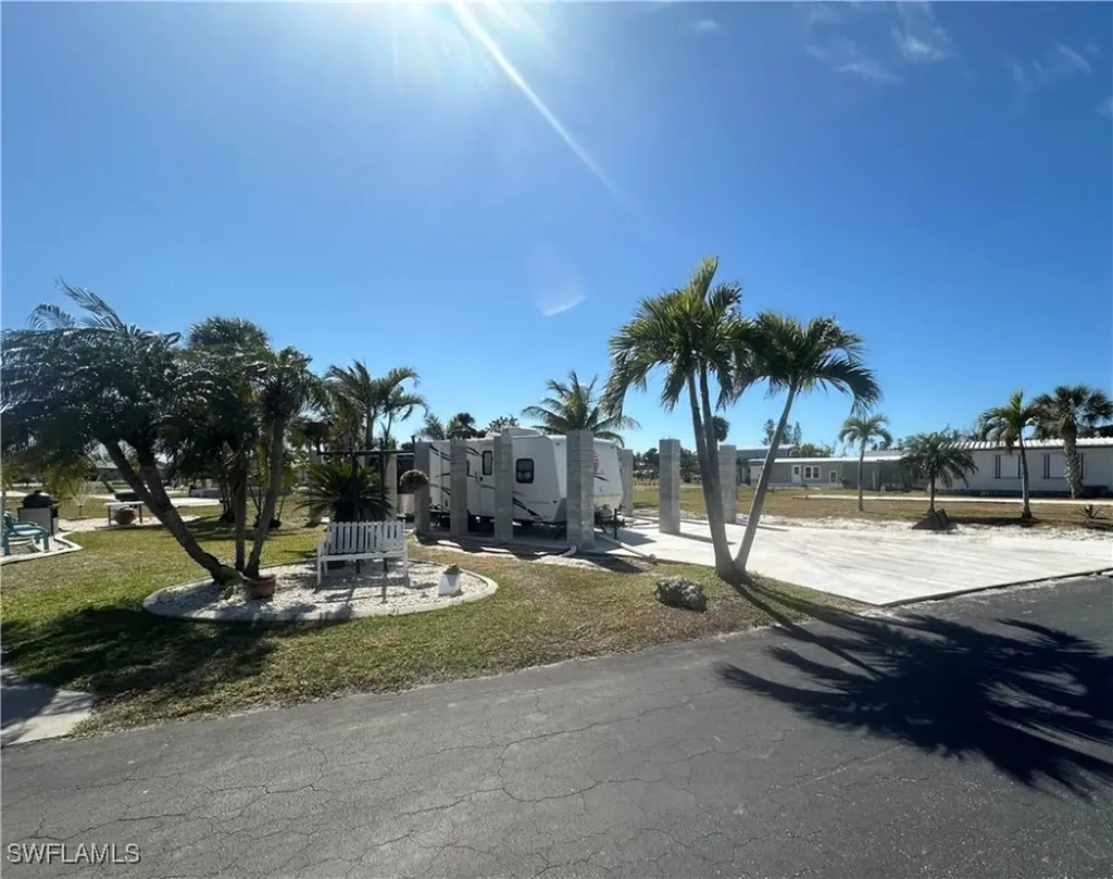 13641 Knot Drive Fort Myers FL 33908