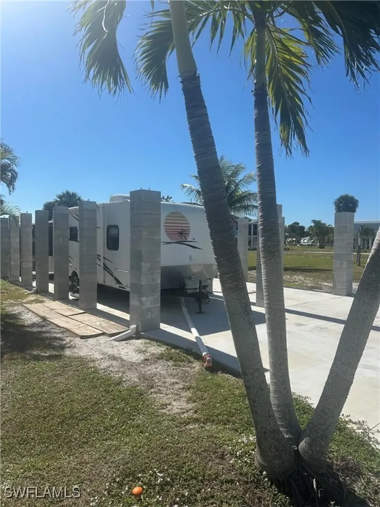 13641 Knot Drive Fort Myers FL 33908