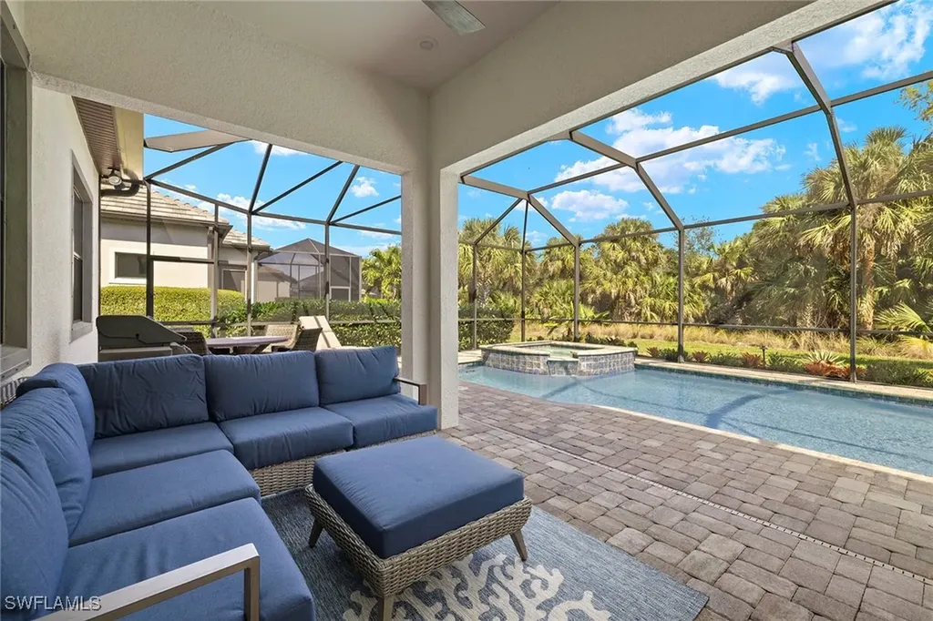 9404 Night Heron Lane Naples FL 34120