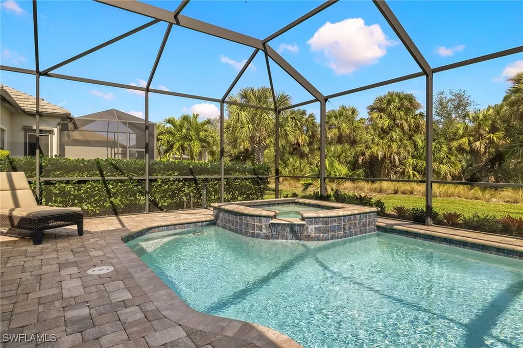 9404 Night Heron Lane Naples FL 34120