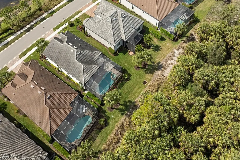 9404 Night Heron Lane Naples FL 34120