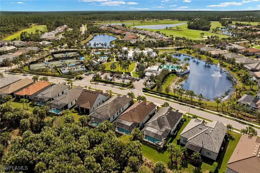 9404 Night Heron Lane Naples FL 34120