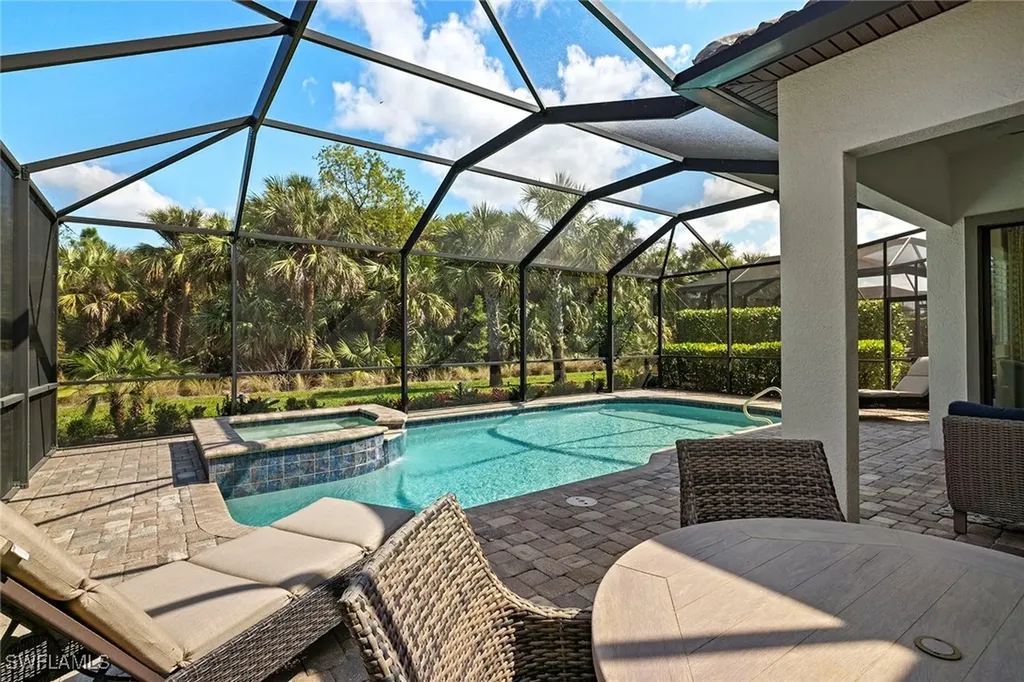 9404 Night Heron Lane Naples FL 34120