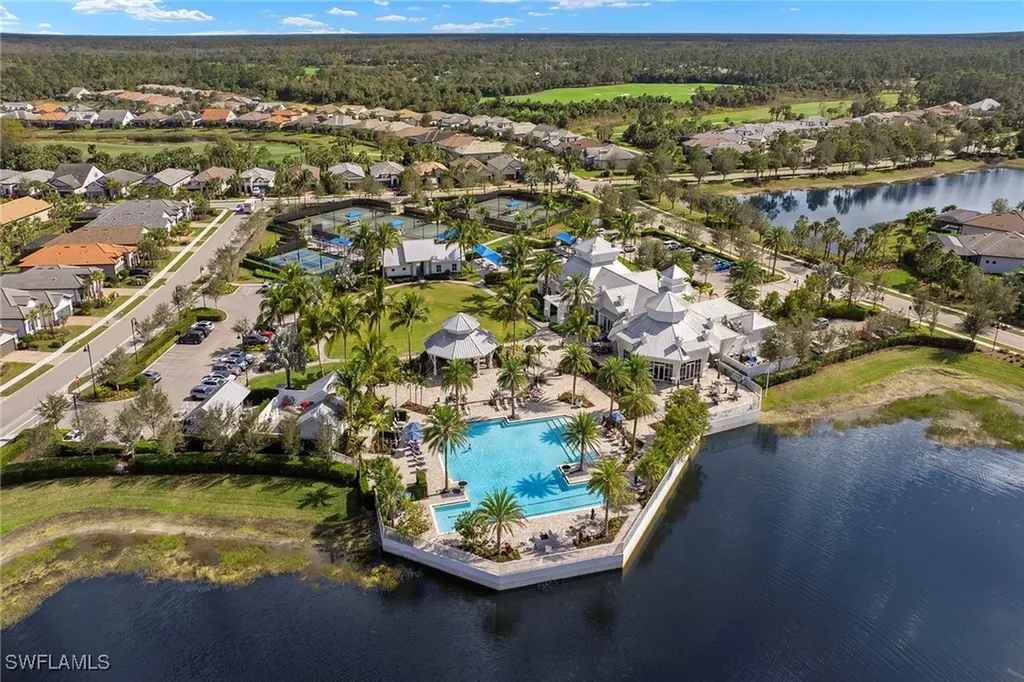9404 Night Heron Lane Naples FL 34120