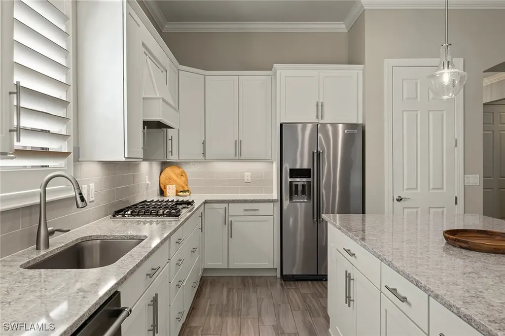 9404 Night Heron Lane Naples FL 34120