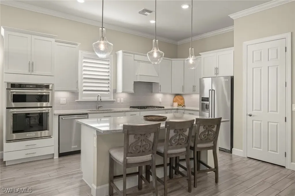 9404 Night Heron Lane Naples FL 34120