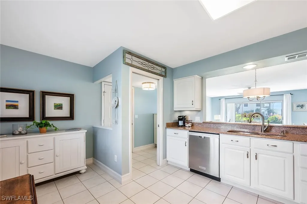 2922 Kings Lake Boulevard Naples FL 34112